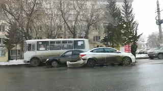 Странное ДТП... Это Россия, детка!