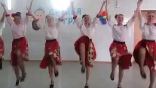 Фестиваль дружбы народов. Танец молдаван