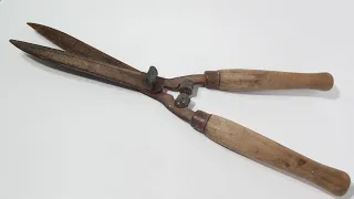 Restoration : Bringing an Old Hedge Shears Back to Life