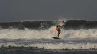 Classic Longboard surfing (Single fin), Playa Hermosa, Costa Rica w/Dorian Torres