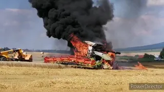 Požár dvou kombajnů Nové Dvorce