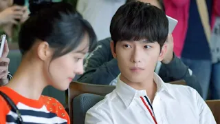 When Xiao Nai approached Wei Wei for the first time, both of them were moved.🍑Cdrama