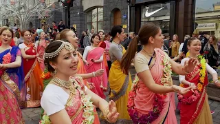 Hare Krishna kirtan - best kirtan hare krishna bhajan - kirtan song - iskcon kirtan