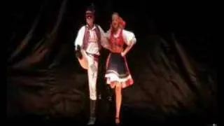 Slovakian folk dance: Parchoviansky cardas (Ej na tarki)