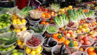 A Tour of Birmingham Outdoor Fruit & Veg Market, UK - Steven Heap