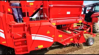 Запуск Grimme SE 140 із приставкою до збирання цибулі