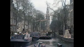 Aan de Amsterdamse Grachten in 1924 in kleur! Amsterdam's Canals in 1924 in color! [A.I. enhanced]