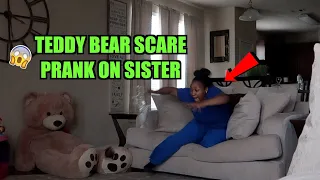 TEDDY BEAR SCARE PRANK ON SISTER (SHE ALMOST KILLED ME )