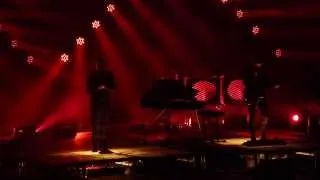 Hurts - The Road (live Berlin 2013)