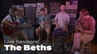 The Beths goes acoustic for "Watching the Credits"