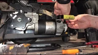 MEGA VLOG 421: a quick and dirty repair! (wheelchair motor grease seal)