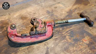 Restoration Of an Very Rusty Old Pipe Cutting Tool