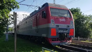 ЭП1М-440 с фирменным поездом №643С КисловодскーАдлер