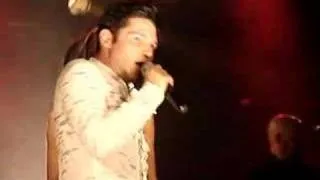 Corey Feldman Sings to his Wife