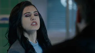 Legacies 2x13 Josie helps Lizzie