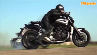 Diavel vs V-Max quarter mile race