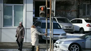 Из-за поломки светофоры на Народном проспекте во Владивостоке давали зелёный свет лишь на 8 секунд