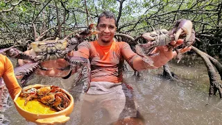 Pegamos Caranguejo de buraco e Preparamos com pirão de Dendê.