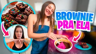 FAZENDO BROWNIE PARA MINHA MÃE GRÁVIDA! - BIANKA