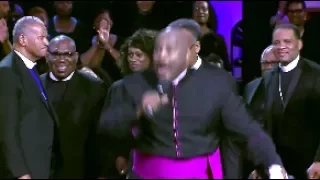Bishop Marvin Winans Preaching Praise Break Perfecting Church Holy Convocation 2017!