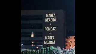 #FreeFromGas #GatacaGazul Guerrilla Projections-  Mediaş (Romgaz HQ), Romania