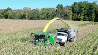 970 HP JOHN DEERE 9900 Forage Harvester