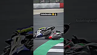 World no1 Rider Valentino Rossi unbelievable balance 😳😲 | #shorts #trending #subscribe #viral #short