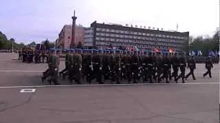 Военный парад в Великих Луках на 9 мая.