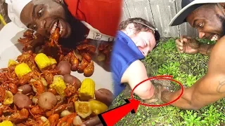 CATCHING AND COOKING LIVE CRAWFISH WITH BARE HANDS! Cooking With Chef O Nasty Southern Style