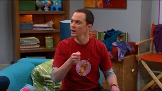 Amy e Sheldon fazem Penny de experiência (The Big Bang Theory)