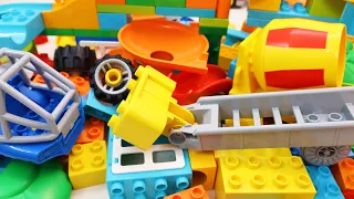 Satisfying Building Blocks Marble Run Fire Truck & Winding Track