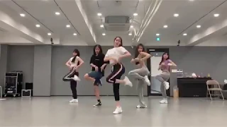 SNSD Yoona dances to SNSD members solo songs