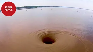 Vídeo capta redemoinho capaz de 'engolir' barco em lago nos EUA