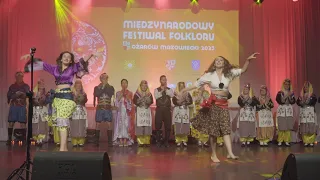 Türk Folklör Ekibinden Olağanüstü Performans! Polonyalılar Ayakta Alkışladı.