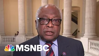 Jim Clyburn calls on Biden to invoke the 14th amendment to avoid default