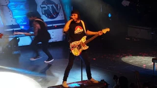 Pierce The Veil - Dive In Opening of Misadventures Tour (live at O2 Academy Birmingham 26/11/2016)