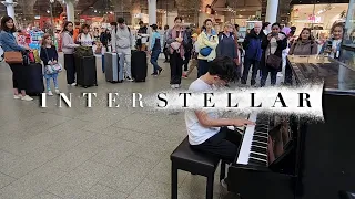 5 Minutes of Pure Interstellar Magic on PUBLIC PIANO