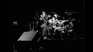 GENESIS - Watcher of the skies (live in London 1975)