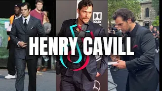 Compilation of Henry Cavill’s edits because he’s hot 🥵