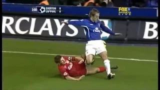 Gerrard vs Everton (2005-06 EPL 17R) Recommend