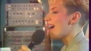 Eurythmics - Be Yourself Tonight Recording (Paris 1985)