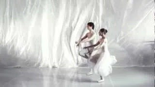 Le vent (ballet super slow motion)