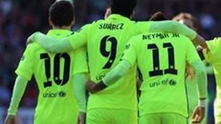 Best Trio Battle 2016 Football in the world ► Messi, Suarez, Neymar  Vs  Ronaldo, Bale, Benzema  HD