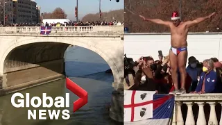 Polar plunge: Italians welcome 2022 with dive into icy Tiber River