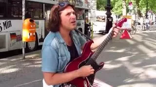 Marcello Calabrese - street guitarist plays"Time"- June 2016 Berlin