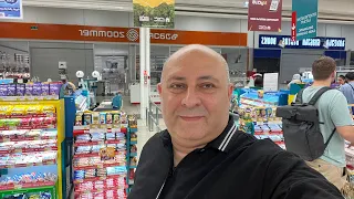 Тбилиси. Что происходит в супермаркете “CARREFOUR» в 22 часа 30 минут по местному времени.