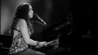 Norah Jones - She [HD]