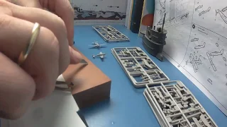 1/350 RC Graf Zeppelin: Building the planes