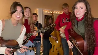 Burnett Sisters Band performs for Mountain Home Music Virtual Christmas