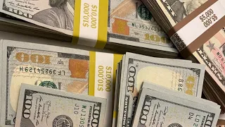 Counting 3 Million Dollars In Less Than 35 Minutes - A Must See Video!